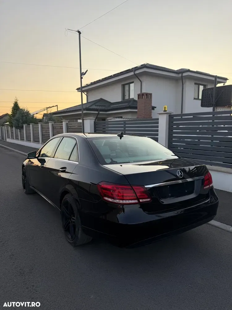 Mercedes-Benz E 200 BlueTEC 7G-TRONIC Elegance — imagine 4