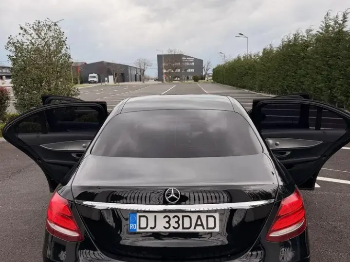 Mercedes-Benz E W213 220 d Aut.