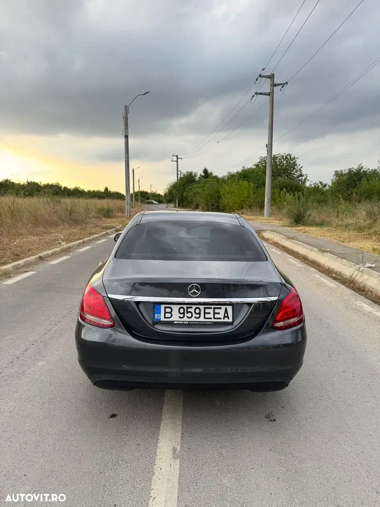 Mercedes-Benz C 220 d 7G-TRONIC — imagine 5