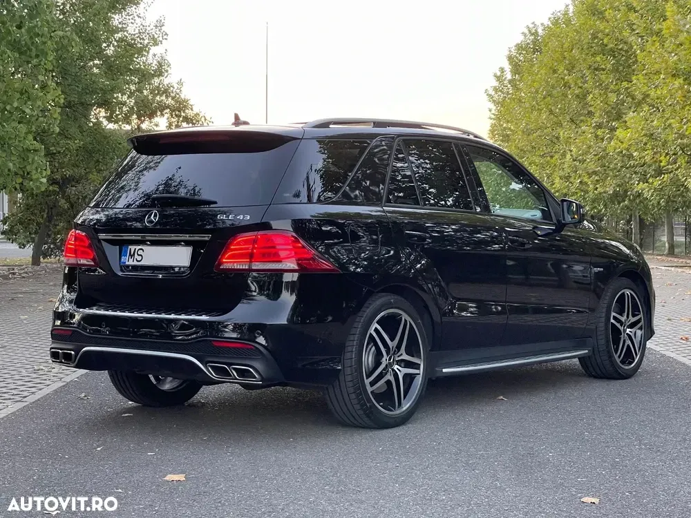 Mercedes-Benz GLE — imagine 3