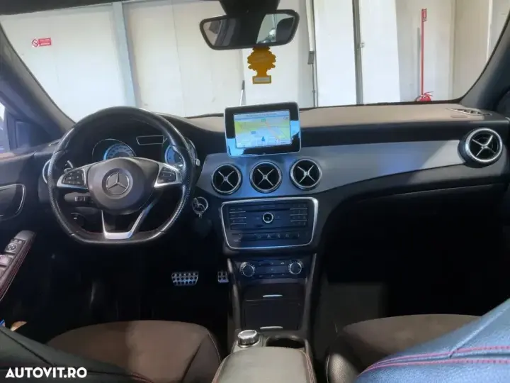 Mercedes-Benz CLA 220 C117 d 7G-DCT