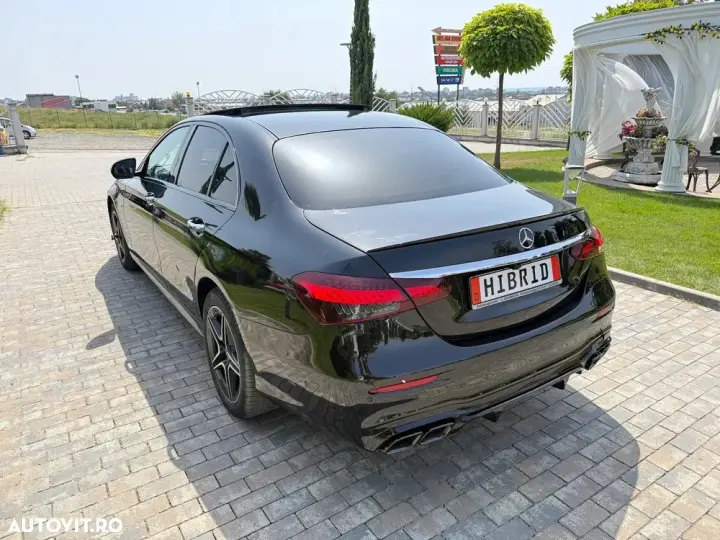Mercedes-Benz E W213 300 9G-TRONIC AMG Line