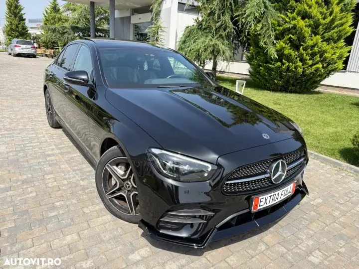 Mercedes-Benz E W213 300 9G-TRONIC AMG Line