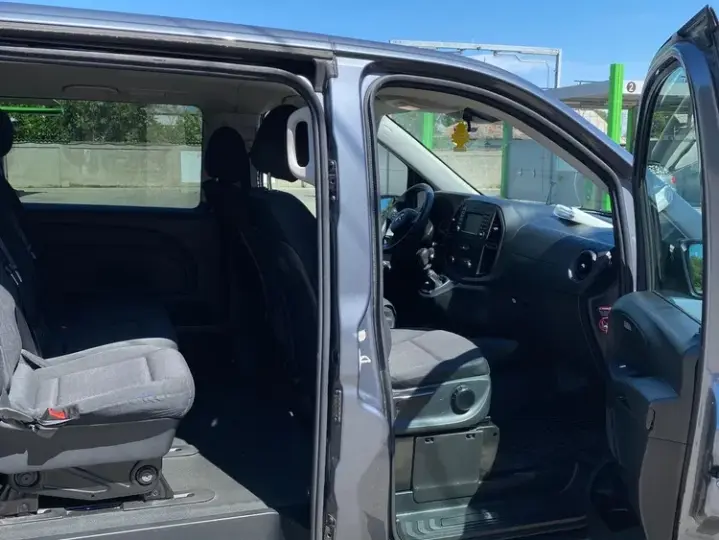 Mercedes-Benz Vito Tourer Kompakt SELECT