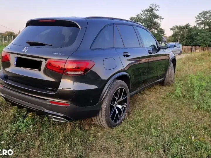 Mercedes-Benz GLC X253 300 e 4MATIC