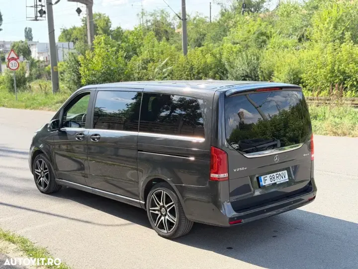 Mercedes-Benz V 250 d Combi Compact 190 CP AWD 9AT Avantgarde