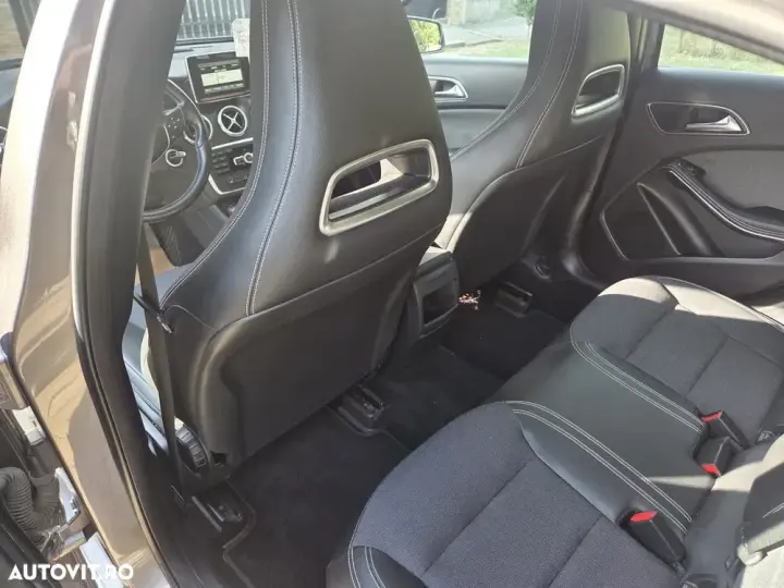 Mercedes-Benz A 180 W176