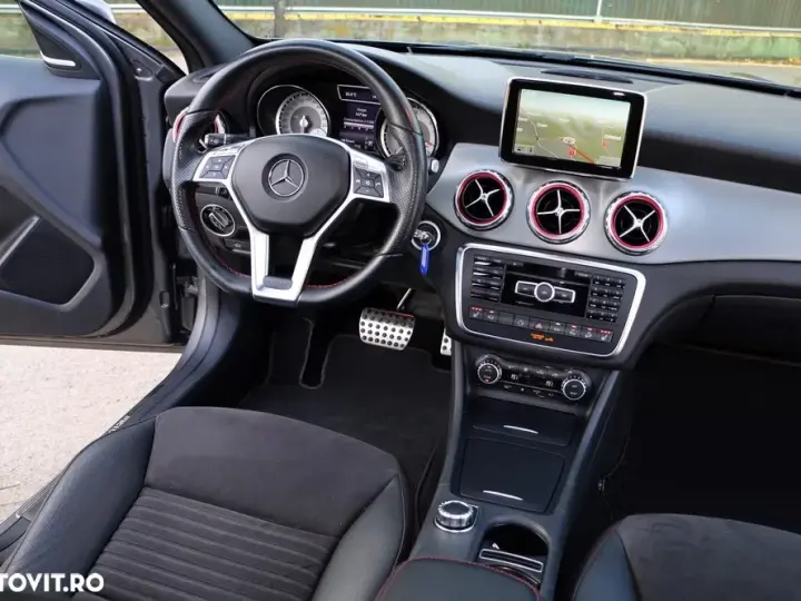 Mercedes-Benz GLA X156 220 CDI 4MATIC 7G-DCT AMG Line