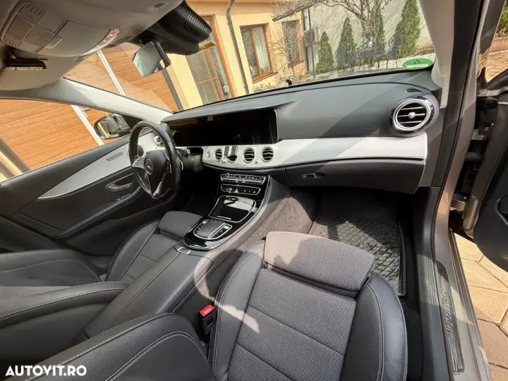 Mercedes-Benz E W213 220 d 4MATIC Aut.