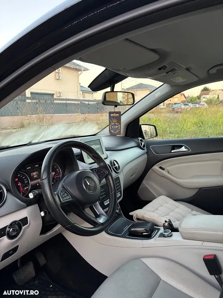 Mercedes-Benz B 180 — imagine 5