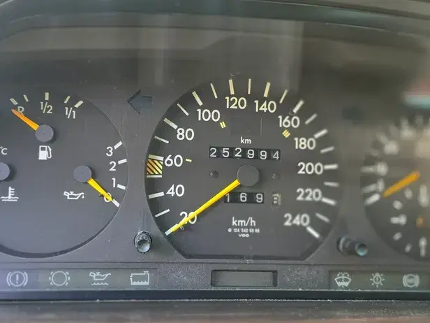 Mercedes-Benz CLE 300