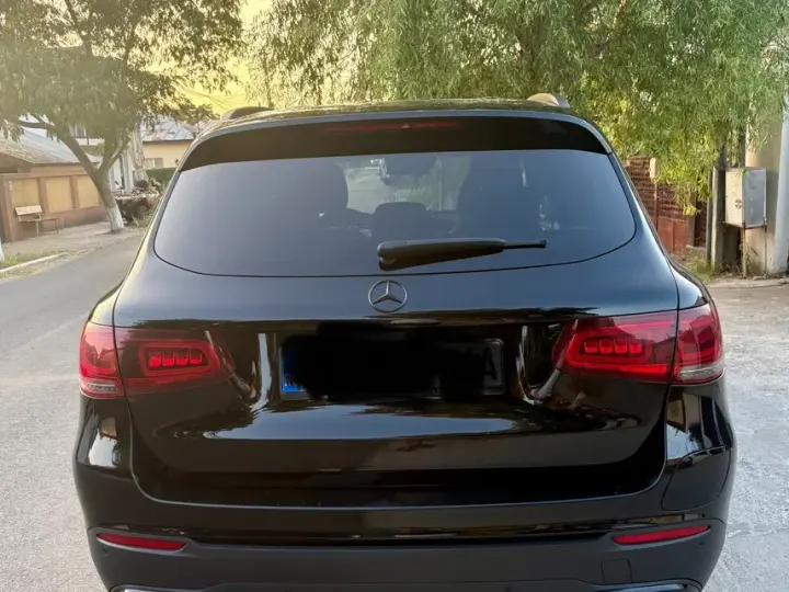 Mercedes-Benz GLC X253 300 e 4MATIC