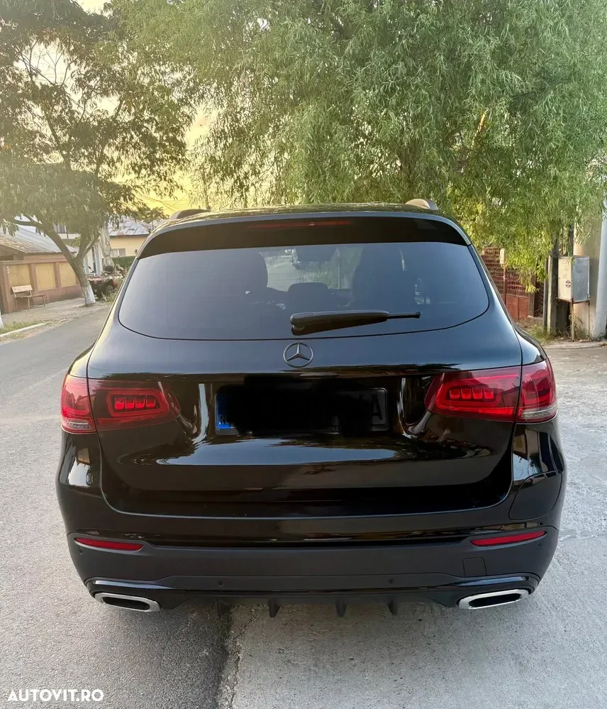 Mercedes-Benz GLC X253 300 e 4MATIC — imagine 3