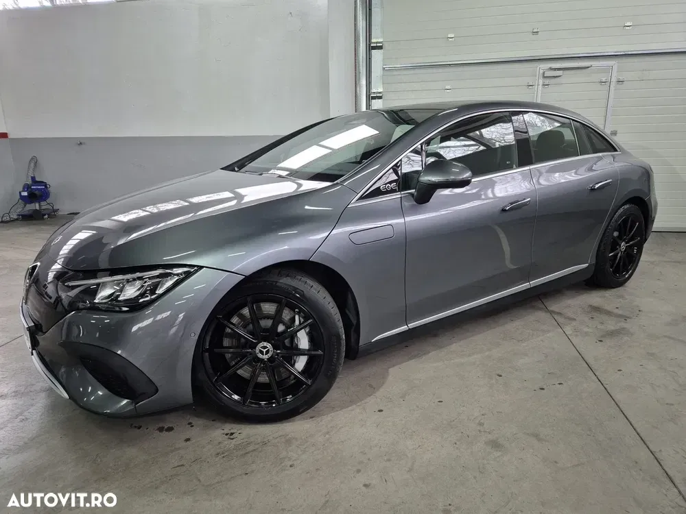 Mercedes-Benz EQE 300 Edition — imagine 2