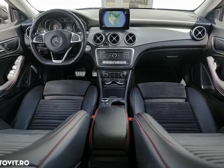 Mercedes-Benz CLA 180 7G-DCT AMG Line