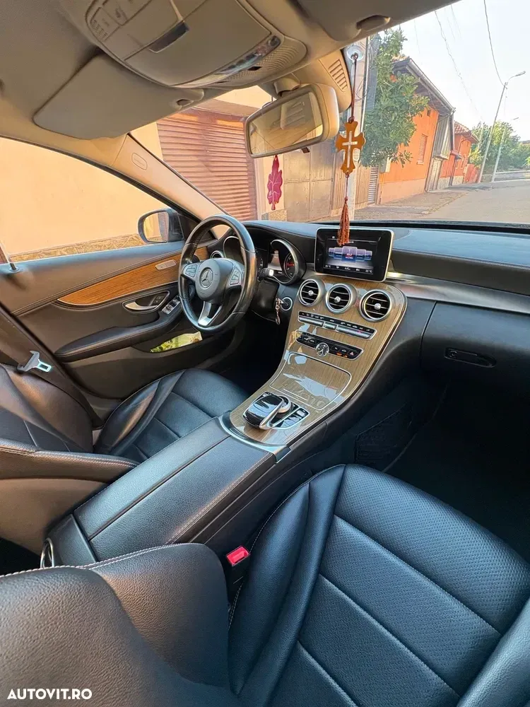 Mercedes-Benz C — imagine 6