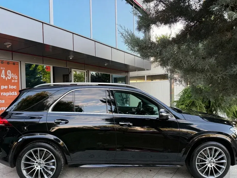 Mercedes-Benz GLE 300 d 4MATIC — imagine 4