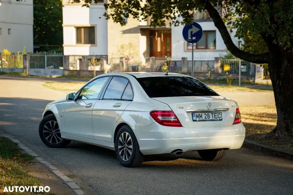 Mercedes-Benz C W204 220 CDI — imagine 2