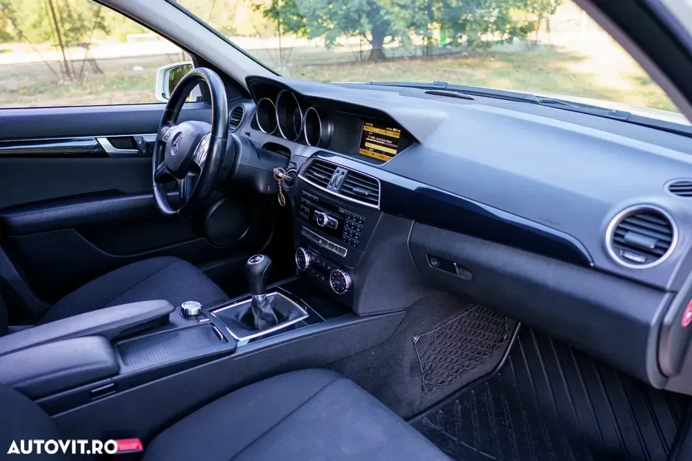Mercedes-Benz C W204 220 CDI — imagine 6