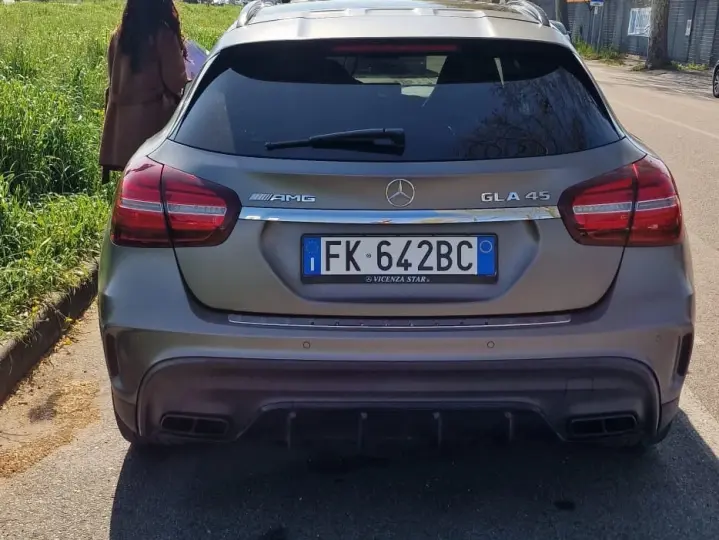 Mercedes-Benz GLA X156