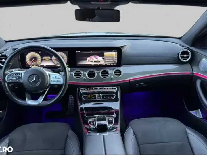 Mercedes-Benz E W213 220 d 4MATIC 9G-TRONIC AMG Line