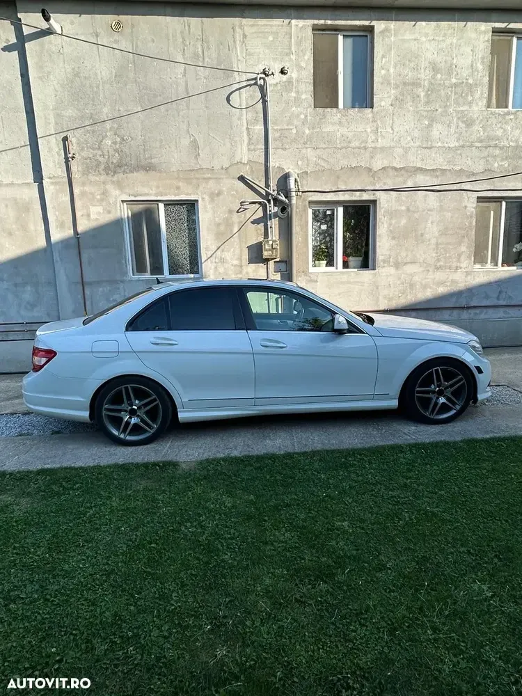 Mercedes-Benz C W204 300 4-Matic — imagine 3