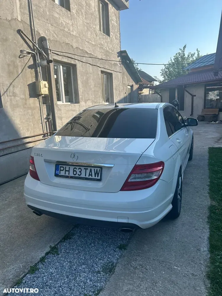 Mercedes-Benz C W204 300 4-Matic — imagine 2