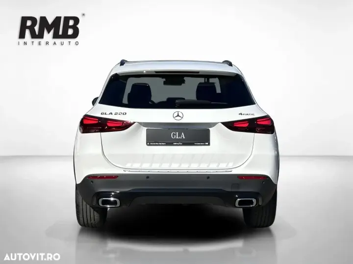 Mercedes-Benz GLA 220 4MATIC MHEV