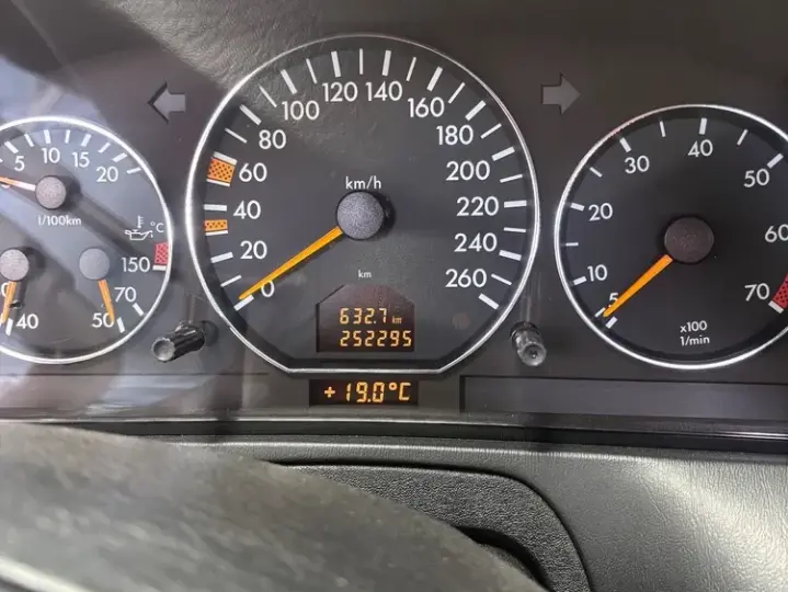Mercedes-Benz SL R129