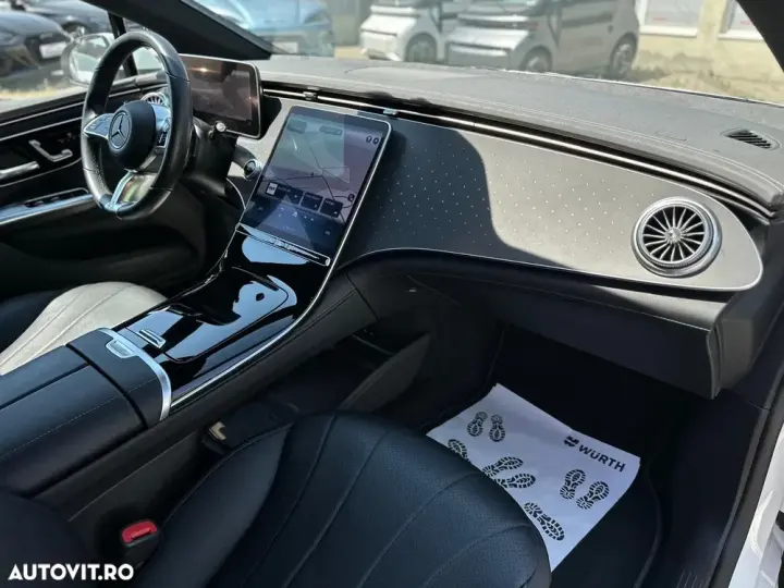 Mercedes-Benz EQE 300 Edition Electric Art