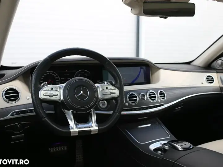 Mercedes-Benz S 560 4MATIC 9G-TRONIC