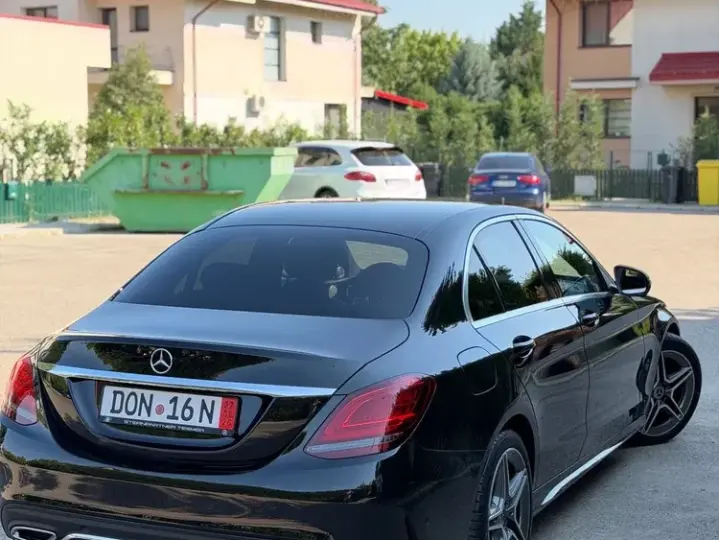 Mercedes-Benz C W205 300 d Aut