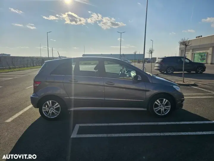 Mercedes-Benz B 200 W246