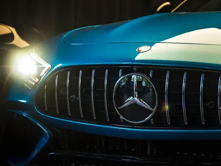 Mercedes-Benz SL 55 AMG 4Matic+ Speedshift MCT 9G