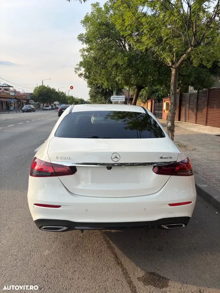 Mercedes-Benz E W213 220 d 4MATIC Aut. — imagine 3