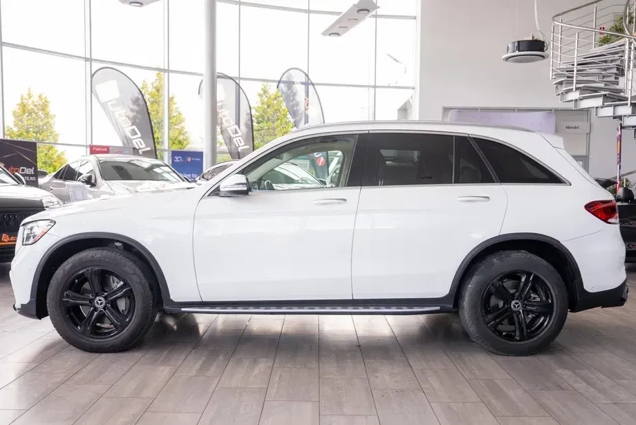 Mercedes-Benz GLC X253 300 4MATIC 9G-TRONIC AMG Line — imagine 4