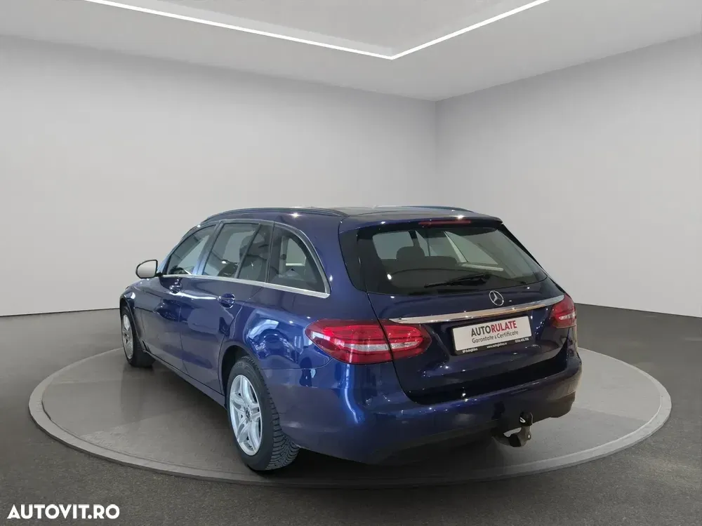 Mercedes-Benz C — imagine 3