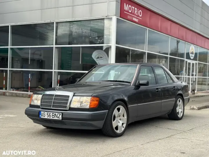 Mercedes-Benz W124