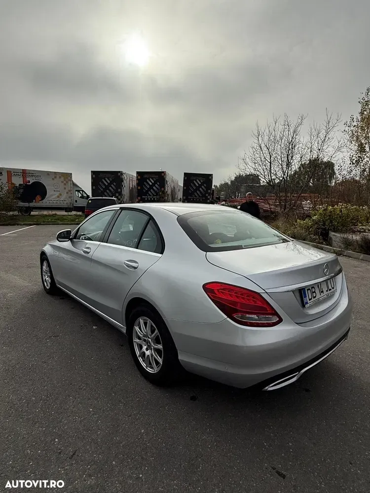 Mercedes-Benz C W205 — imagine 3