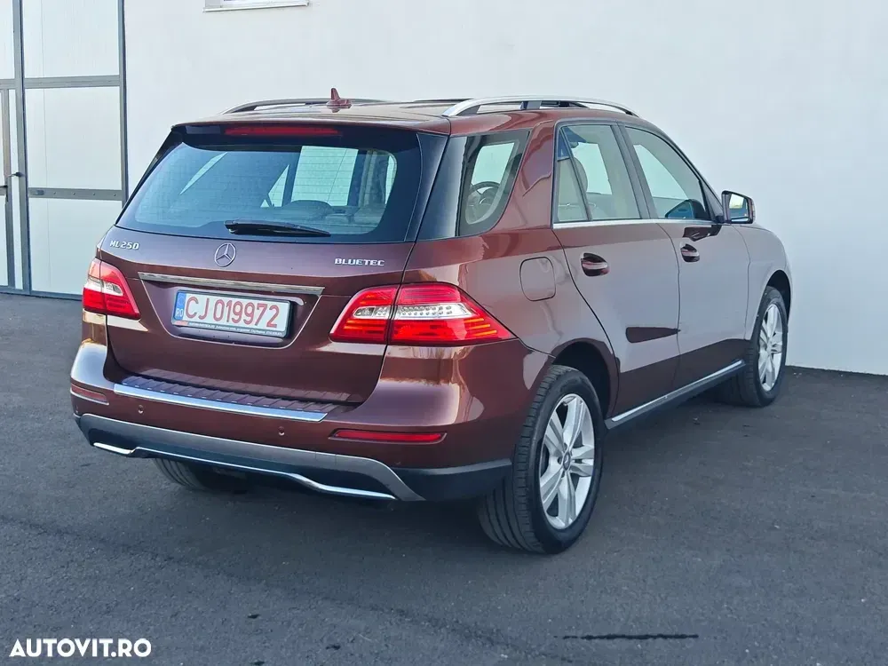 Mercedes-Benz ML W166 250 BlueTEC 4MATIC 7G-TRONIC — imagine 3
