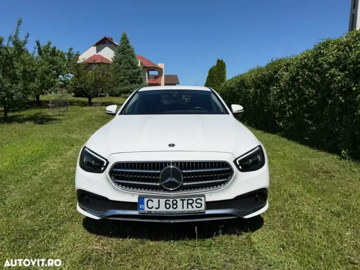 Mercedes-Benz E W213 200 4MATIC 9G-TRONIC Avantgarde