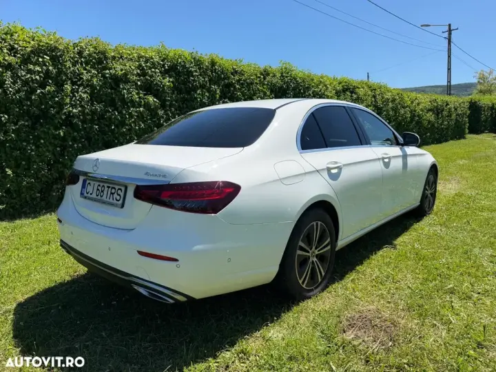 Mercedes-Benz E W213 200 4MATIC 9G-TRONIC Avantgarde