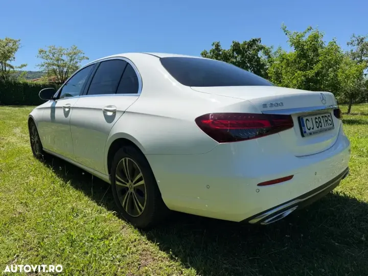 Mercedes-Benz E W213 200 4MATIC 9G-TRONIC Avantgarde