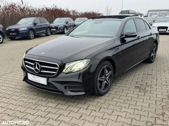 Mercedes-Benz E