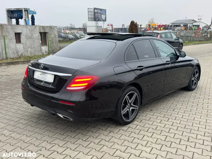 Mercedes-Benz E