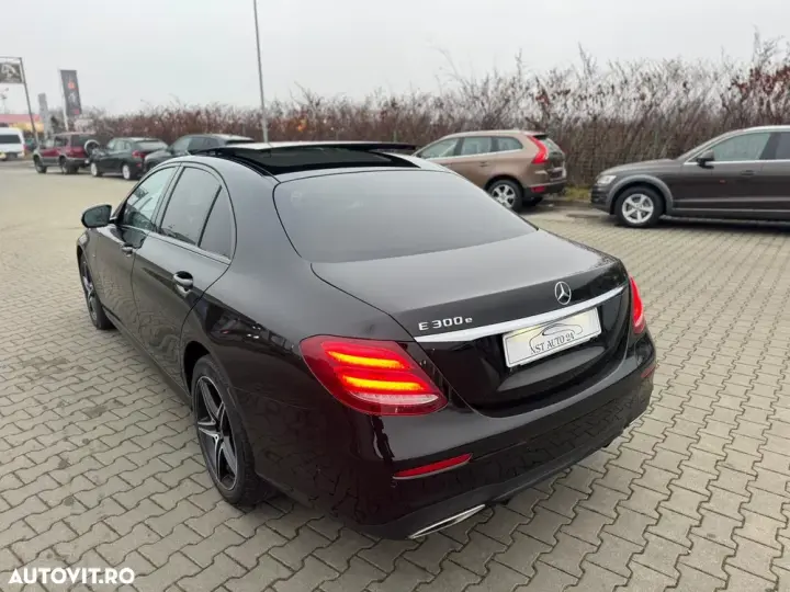 Mercedes-Benz E