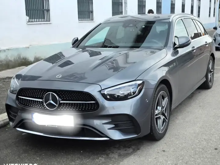 Mercedes-Benz E W213 300 de 9G-TRONIC AMG Line