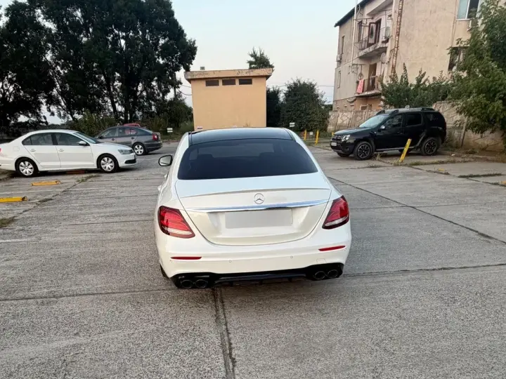 Mercedes-Benz E 53 AMG 4Matic AMG Speedshift 9G-TCT