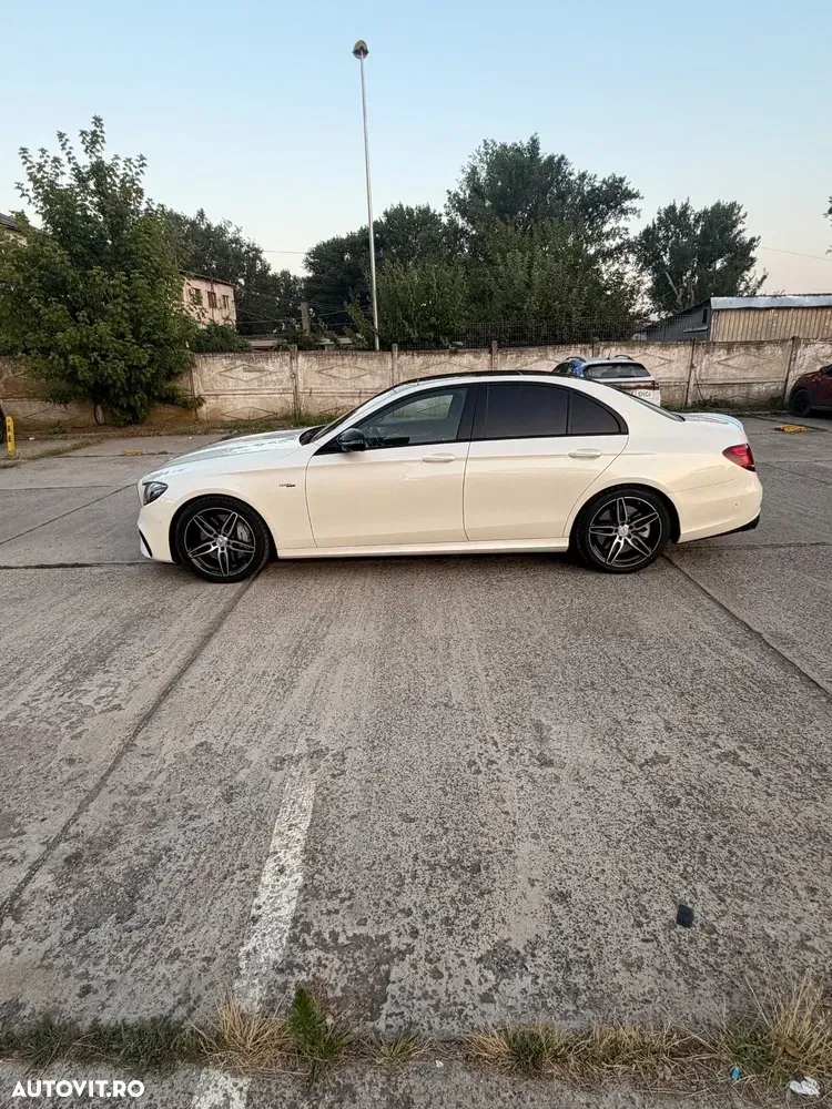 Mercedes-Benz E 53 AMG 4Matic AMG Speedshift 9G-TCT — imagine 3