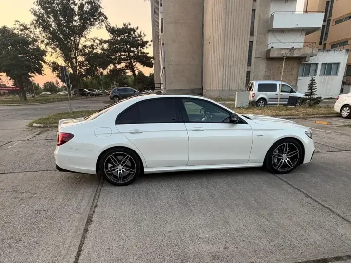 Mercedes-Benz E 53 AMG 4Matic AMG Speedshift 9G-TCT